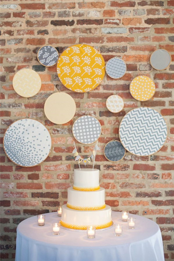 Embroidery hoops wedding decor ideas