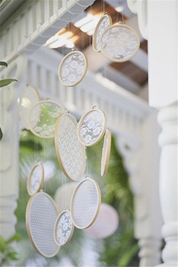 25 Unique Embroidery Hoops Boho Wedding Decor Ideas 11 Lace Wedding Decorations