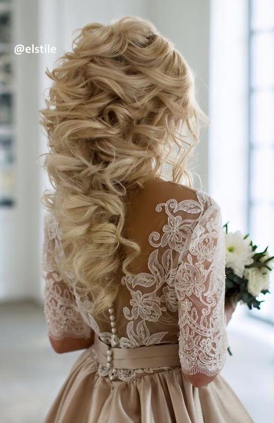 Long Curly Wedding hairstyle idea via Elstile