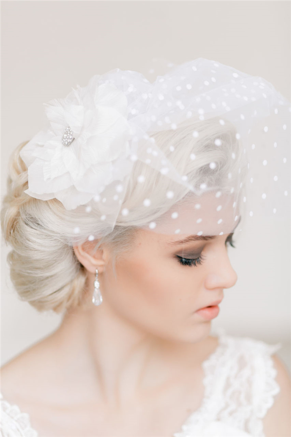 21 Inspirational Vintage Retro Wedding Hairstyles  Deer 