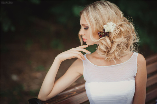 Retro Wedding Hairstyles and Updos0