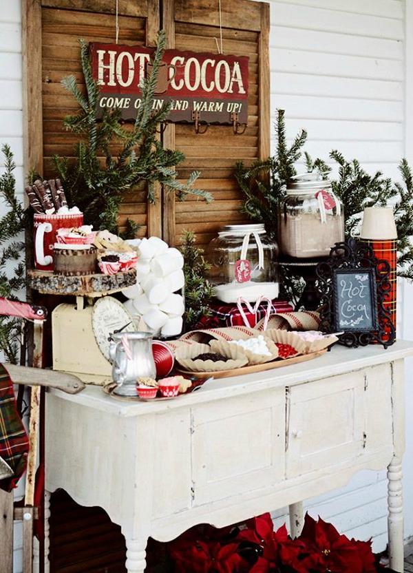 30 Red and Green Scandinavian Winter Wedding Ideas 18 Scandinavian wedding table dessert ideas