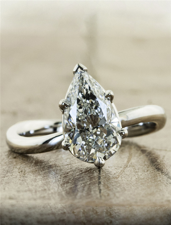 34 Charm Vintage Engagement Rings You Can Say Yes To 32 Vintage Engagement Rings and Wedding Rings from Ken & Dana Design 31