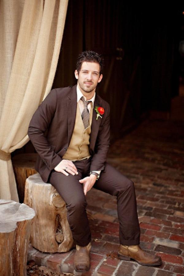 26 Winter Wedding Groom’s Attire Ideas - Deer Pearl Flowers