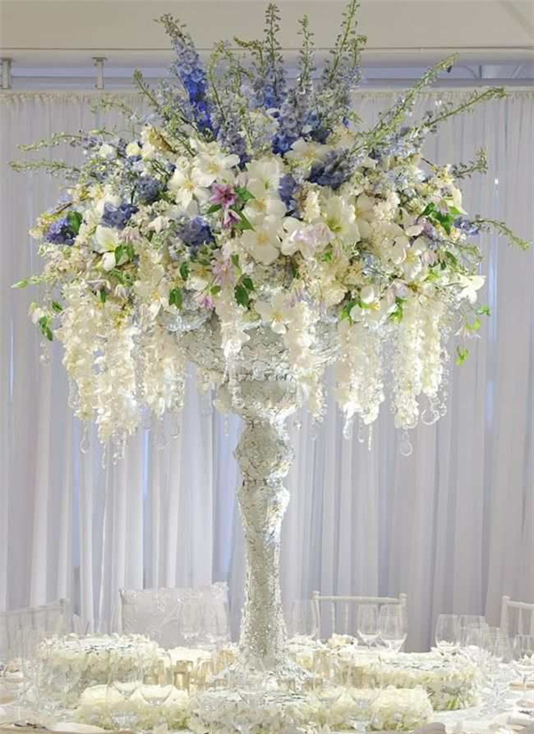 Elegant Wedding Centerpiece Design Deer Pearl Flowers