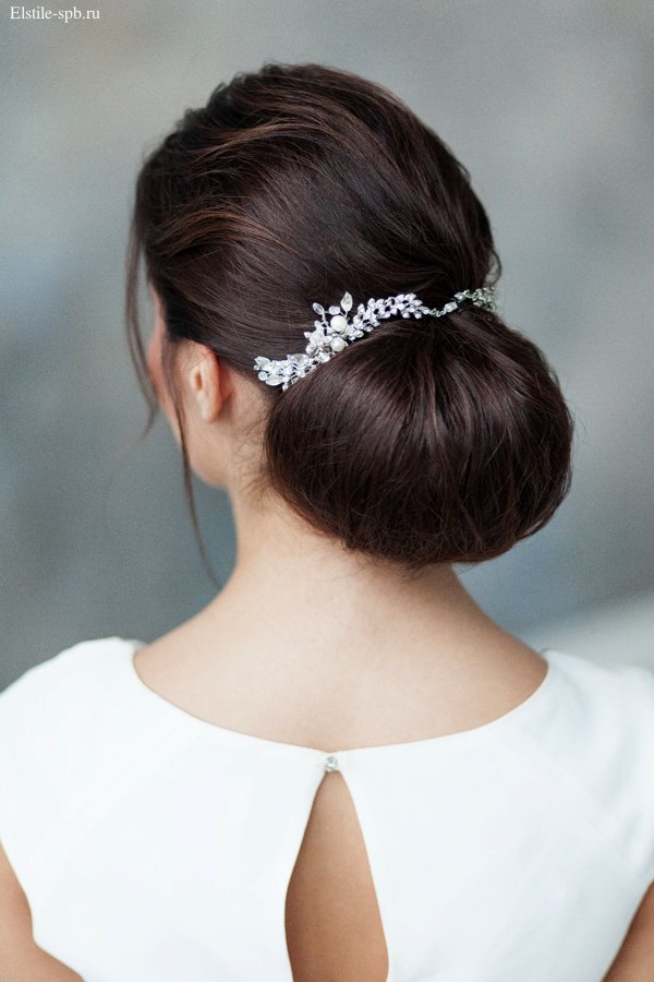 elegant wedding updo