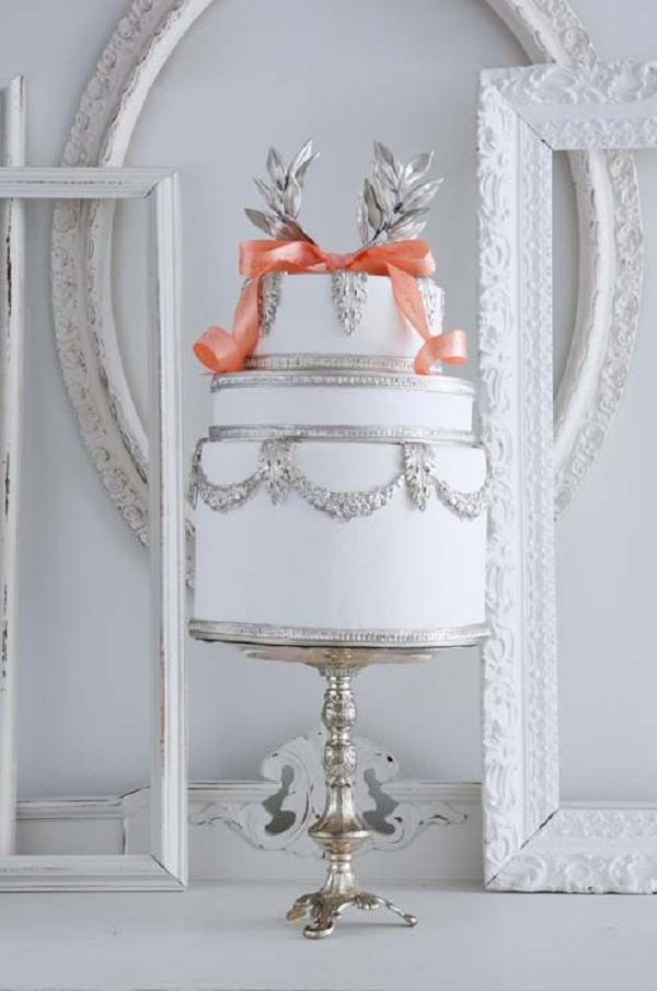 50 Silver Winter Wedding Ideas for Your Big Day 24 fancy silver wedding cake