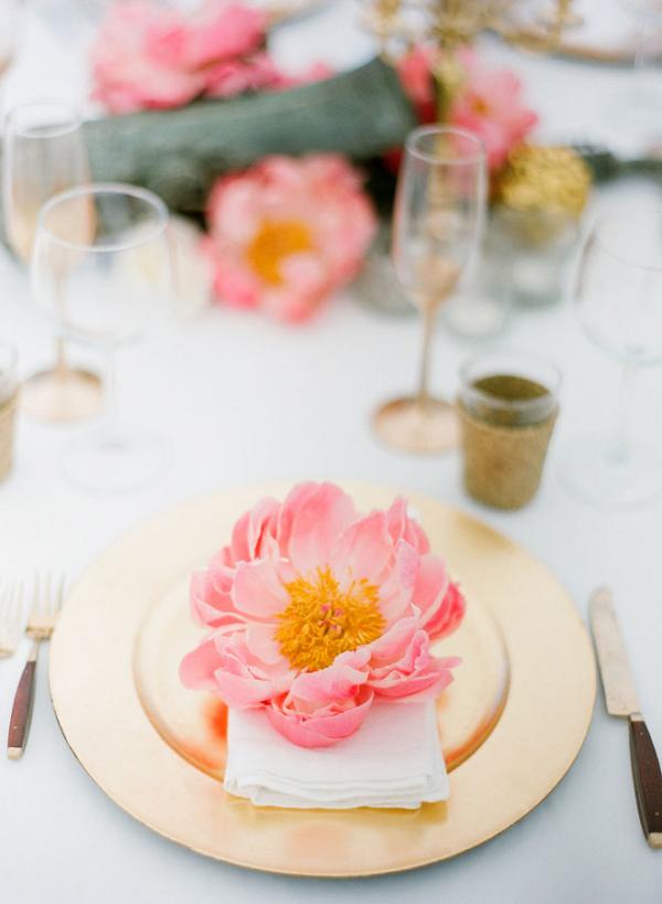 gold and pink peony place setting ideas