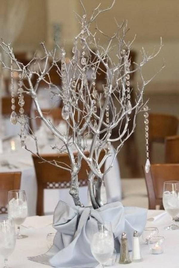 silver winter wedding decorations