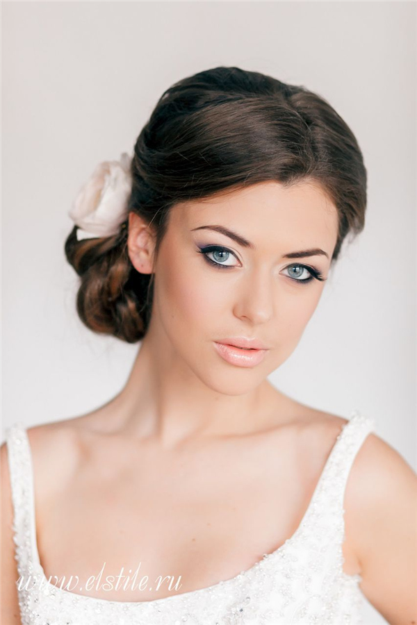 simple wedding updo