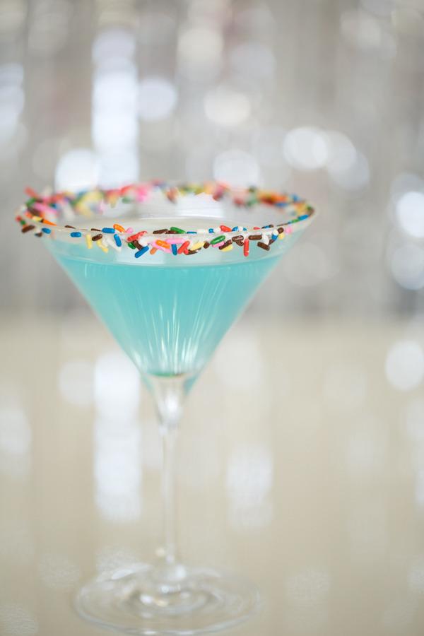 Wedding Color 2016 Trends: Limpet Shell Blue Wedding Color Ideas 20 vintage limpet shell blue wedding drinks