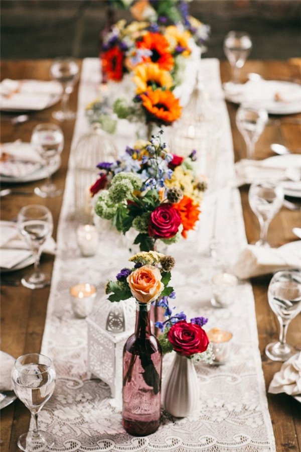 vintage rustic lace wedding tablescape ideas