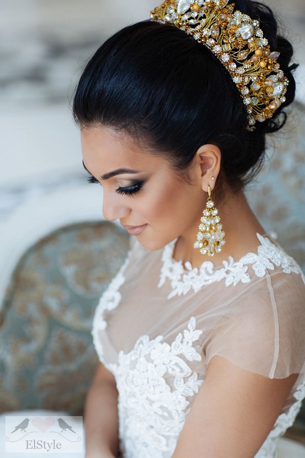 vintage updo wedding hairstyle with crown