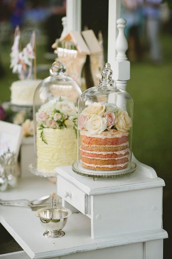 27 Amazing Wedding Cake Display & Dessert Table Ideas