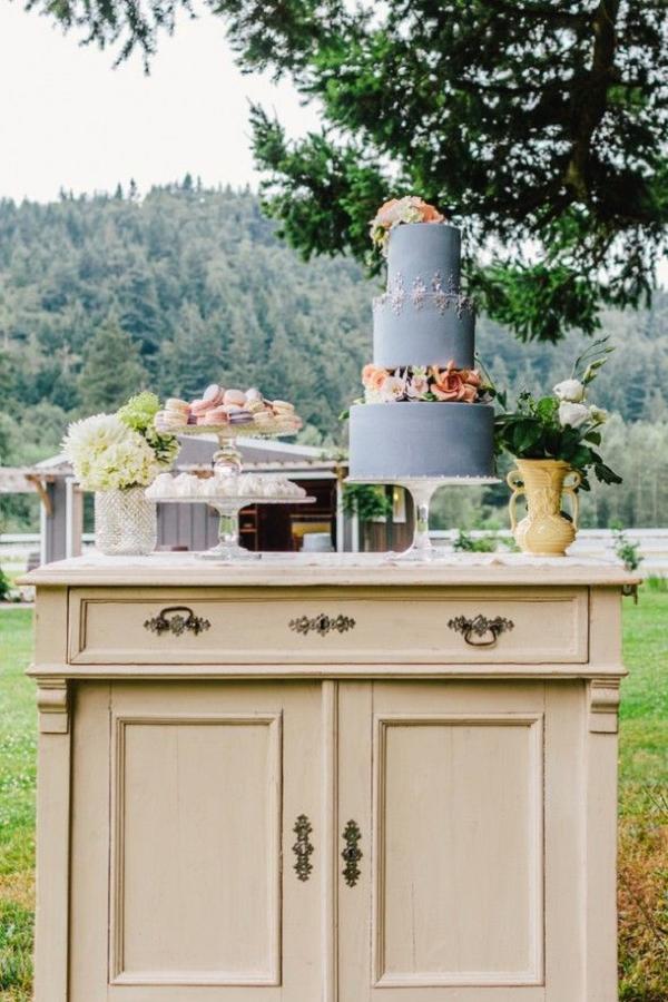 35 Amazing Wedding Dessert Table Display Ideas for 2024 23