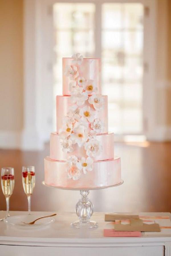 Pearly pink wedding cake