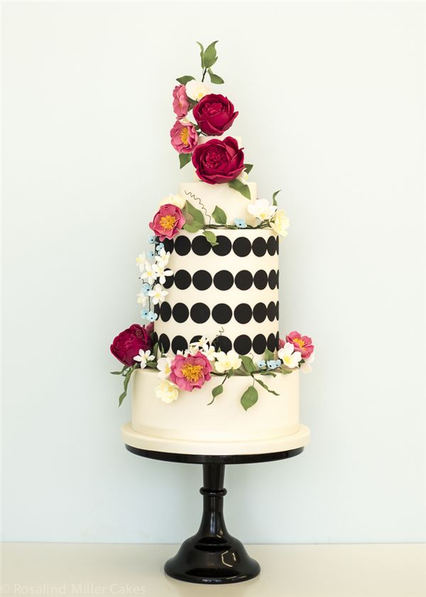 Rosalind Miller Sugar Flower Wedding Cake 21