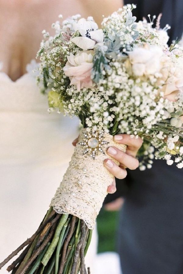 ace and vintage pin wedding bouquet