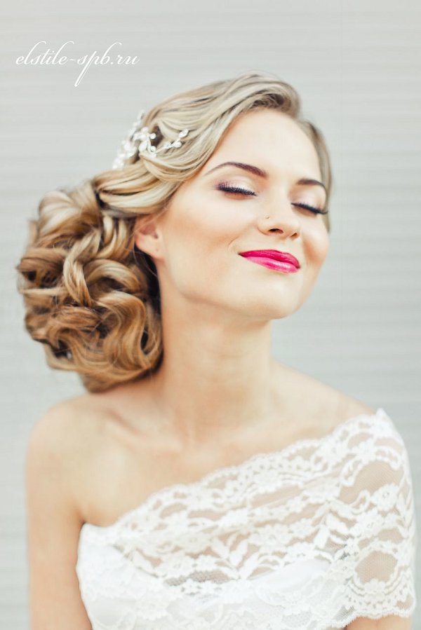 one side curly updo bridal hairstyle for long hair