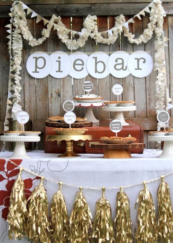 rustic Pie bar wedding table dessert