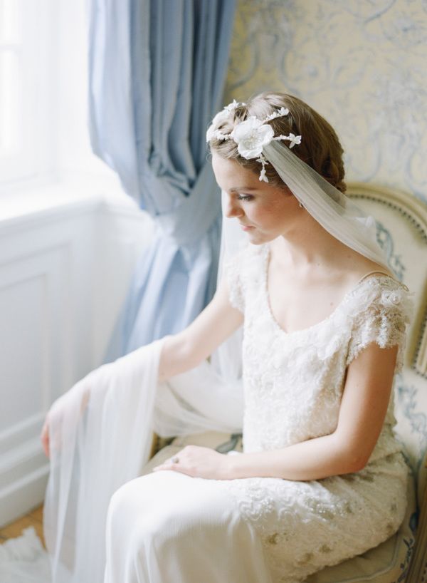 15 Wedding Hair Accessories Tiara That Will Drive You Crazy 7 vintage boho lace wedding dress and chiffon tulle veil