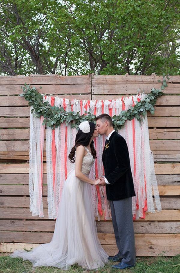 wooden palette backdrop