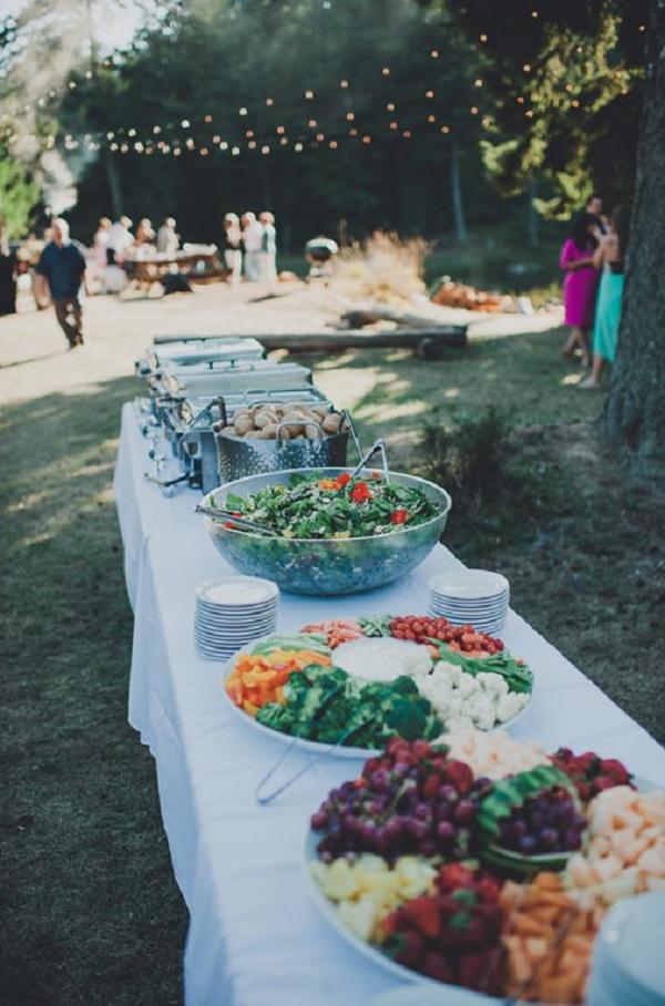 simple wedding buffet for backyard wedding