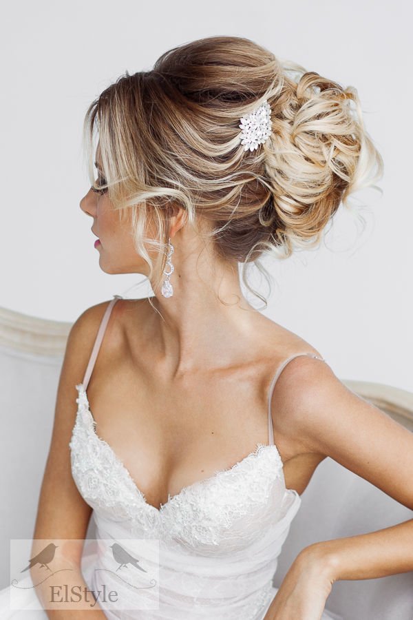 simple wedding updo hairstyle