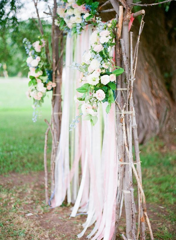 Shabby chic wedding ceremony decor ideas