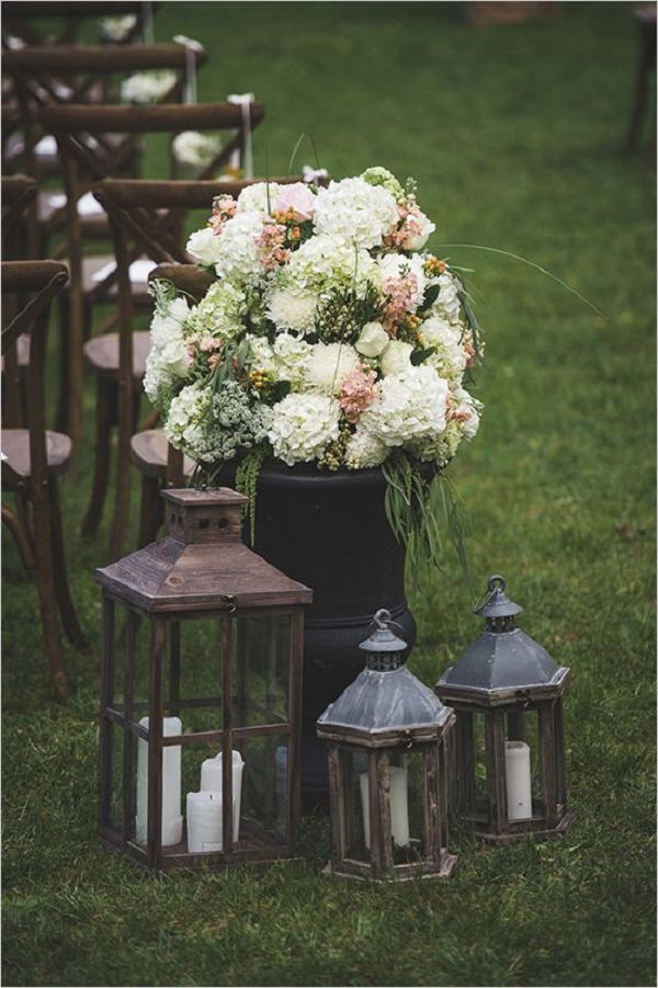 lantern and floral ceremony decor