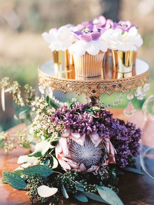 rustic pink protea wedding cupcakes wedding decor