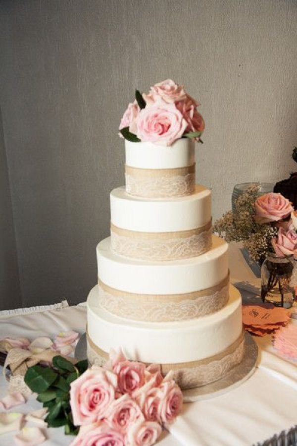 Burlap and Lace Wedding Cake