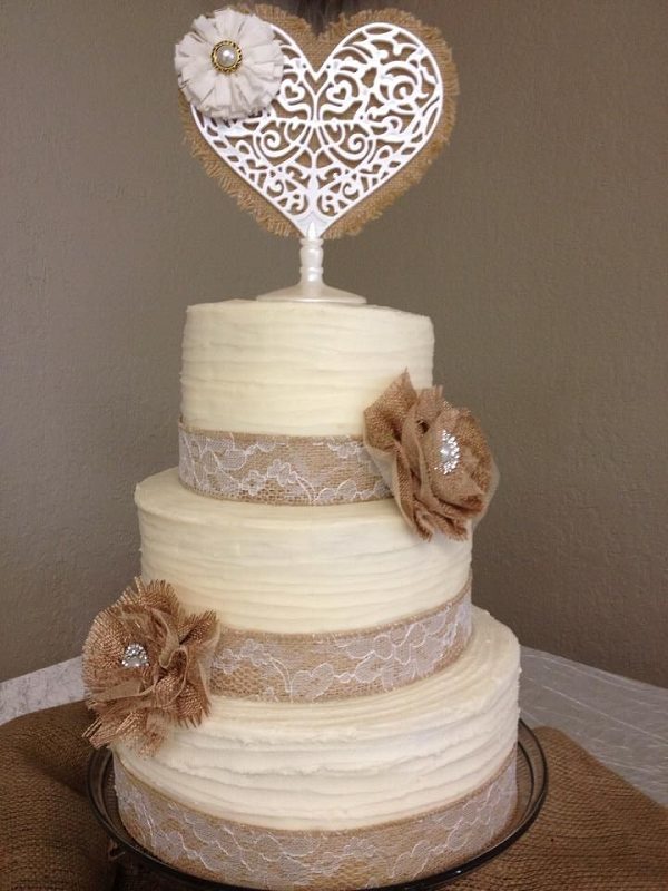 Burlap lace wedding cake