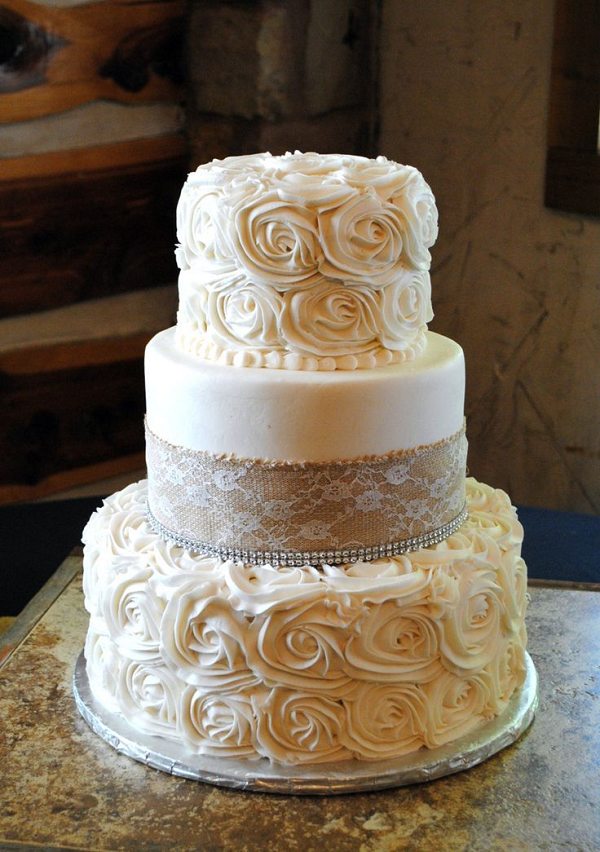 burlap and rosette wedding cake