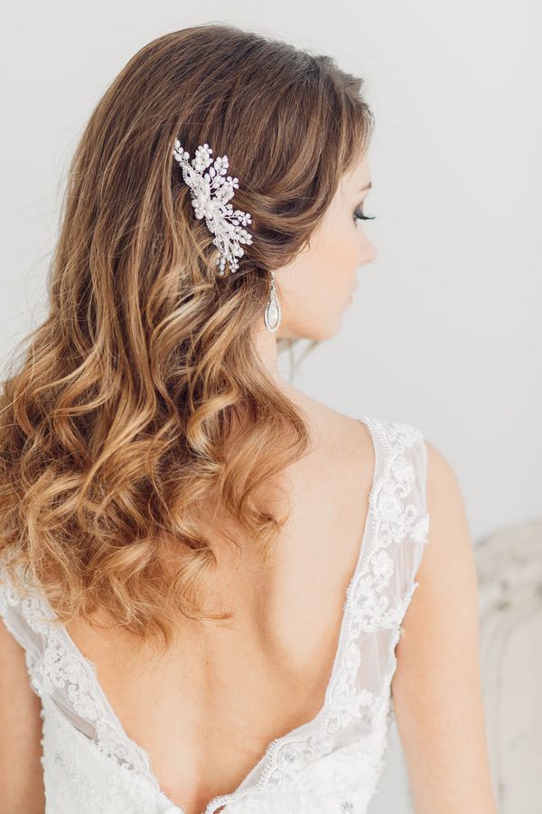 28 Striking Long Wedding Hairstyle Ideas 4 Long Wedding Hairstyles and Bridal Updo Hairstyles for Long Hair from elstile-spb 13