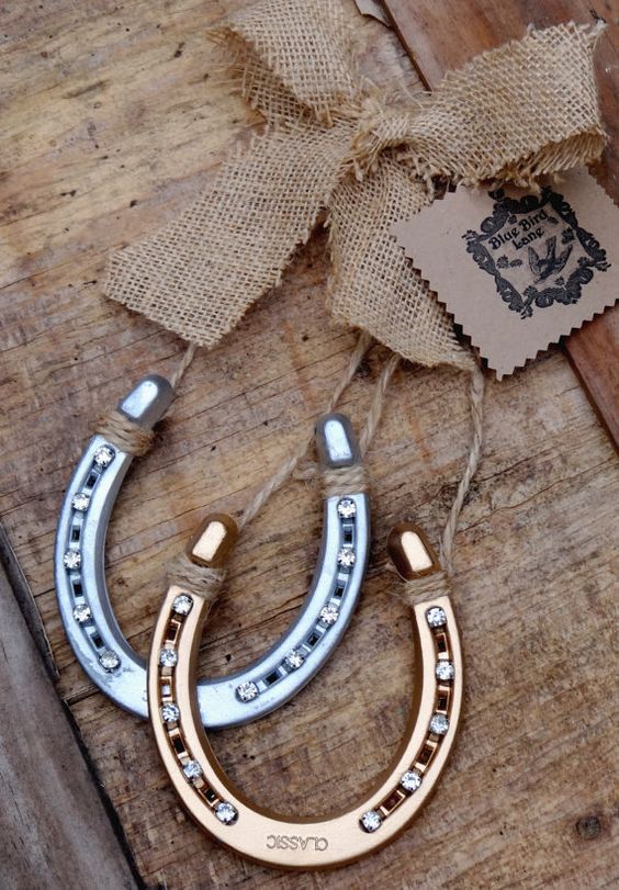 30 Styling Horseshoe Ideas For A Rustic Farm Wedding 30 Styling Horseshoe Ideas For A Rustic Farm Wedding