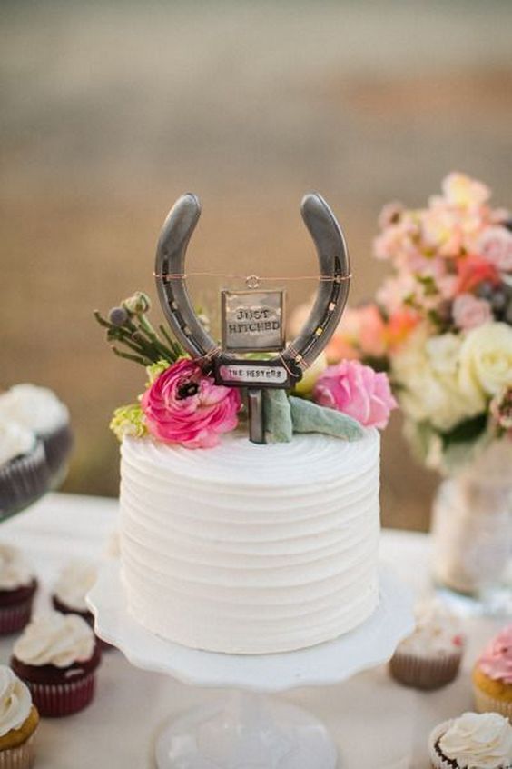 30 Styling Horseshoe Ideas For A Rustic Farm Wedding 30 Styling Horseshoe Ideas For A Rustic Farm Wedding