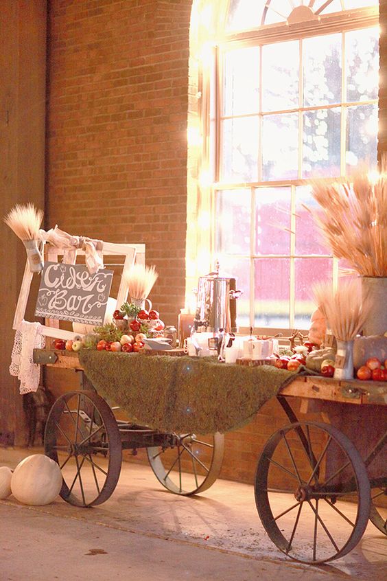 apple cider bar wedding wegon