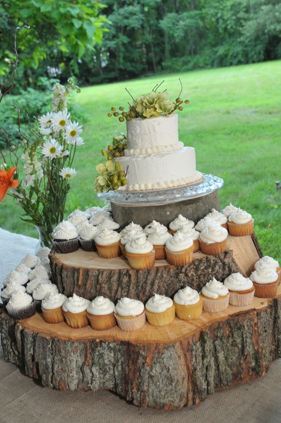 Rustic wedding cupcake stand ideas