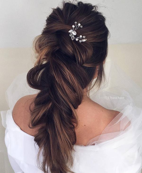 Ulyana Aster Long Bridal Hairstyles for Wedding_27 ❤ See More: http://www.deerpearlflowers.com/long-wedding-hairstyleswe-absolutely-adore/