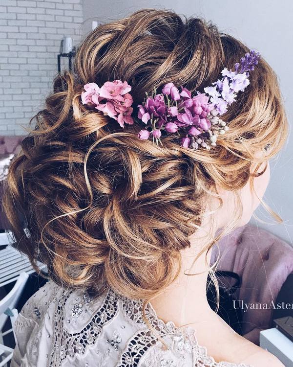 Ulyana Aster Romantic Long Bridal Wedding Hairstyles_06 ❤ See more: http://www.deerpearlflowers.com/romantic-bridal-wedding-hairstyles/2/