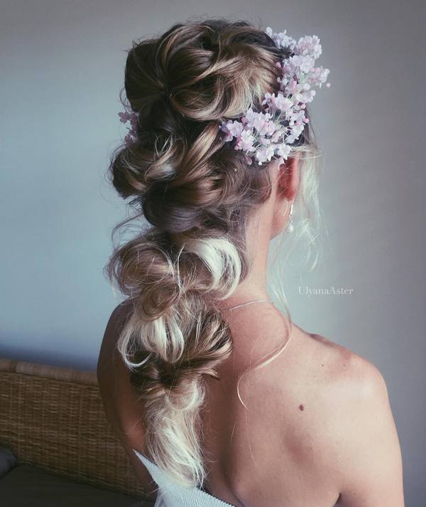 Ulyana Aster Romantic Long Bridal Wedding Hairstyles_22 ❤ See more: http://www.deerpearlflowers.com/romantic-bridal-wedding-hairstyles/