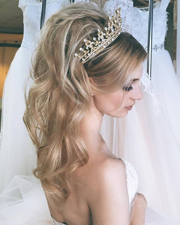 65 New Romantic Long Bridal Wedding Hairstyles to Try 7 Ulyana Aster Romantic Long Bridal Wedding Hairstyles_28 ❤ See more: http://www.deerpearlflowers.com/romantic-bridal-wedding-hairstyles/