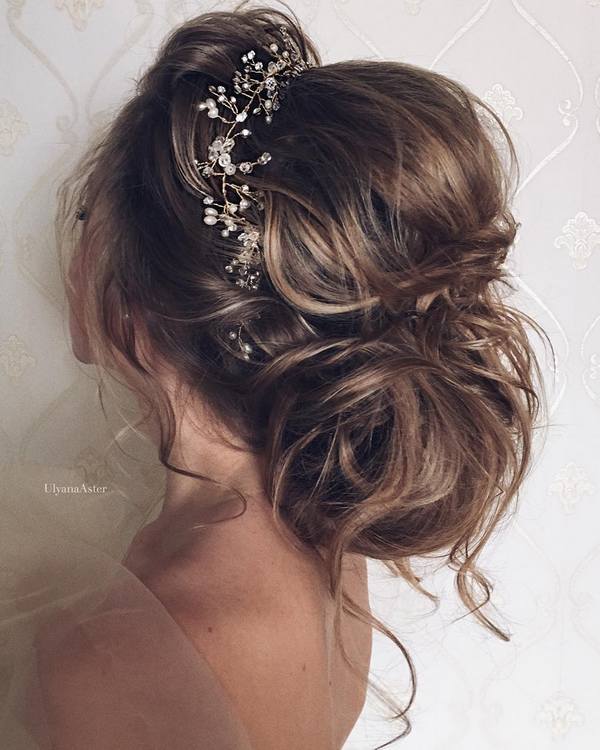 Ulyana Aster Romantic Long Bridal Wedding Hairstyles_29 ❤ See more: http://www.deerpearlflowers.com/romantic-bridal-wedding-hairstyles/