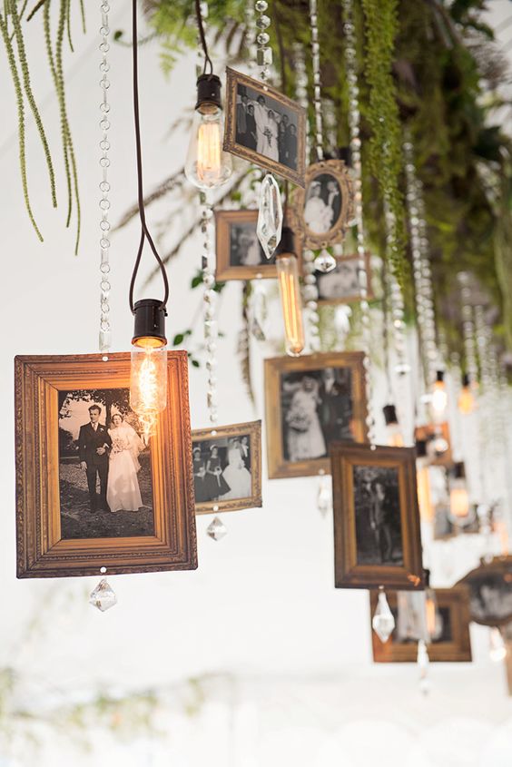 hanging gold picture frames