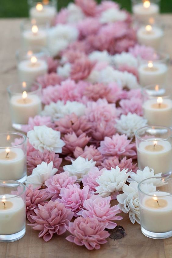 chic purple wedding centerpiece idea