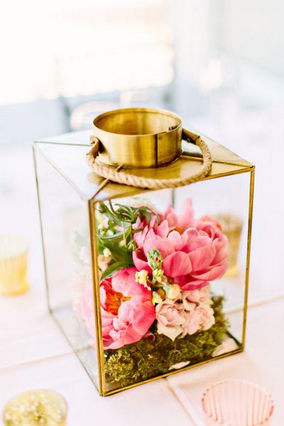 Creative DIY centerpiece idea