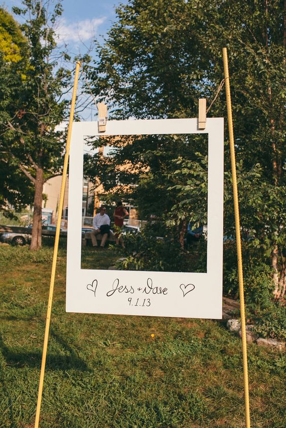 DIY Wedding Photo Booth Backdrops