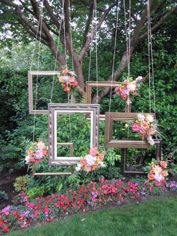 Frames Wedding Photobooth backdrop