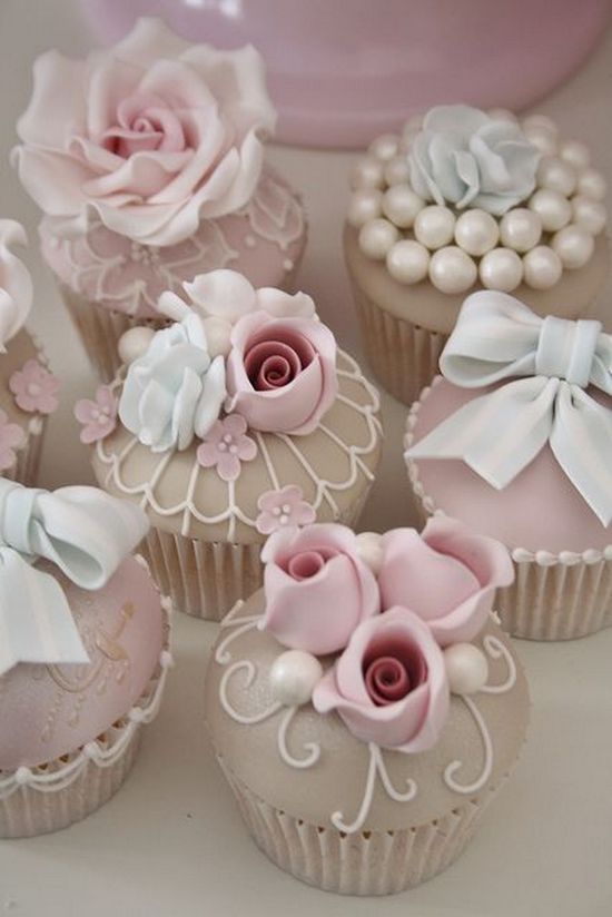 Mini Wedding Cake Wedding Cupcake 1